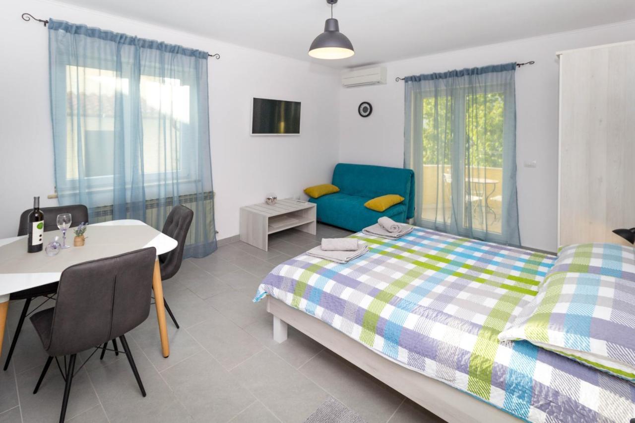 Apartments Balach Poreč Buitenkant foto